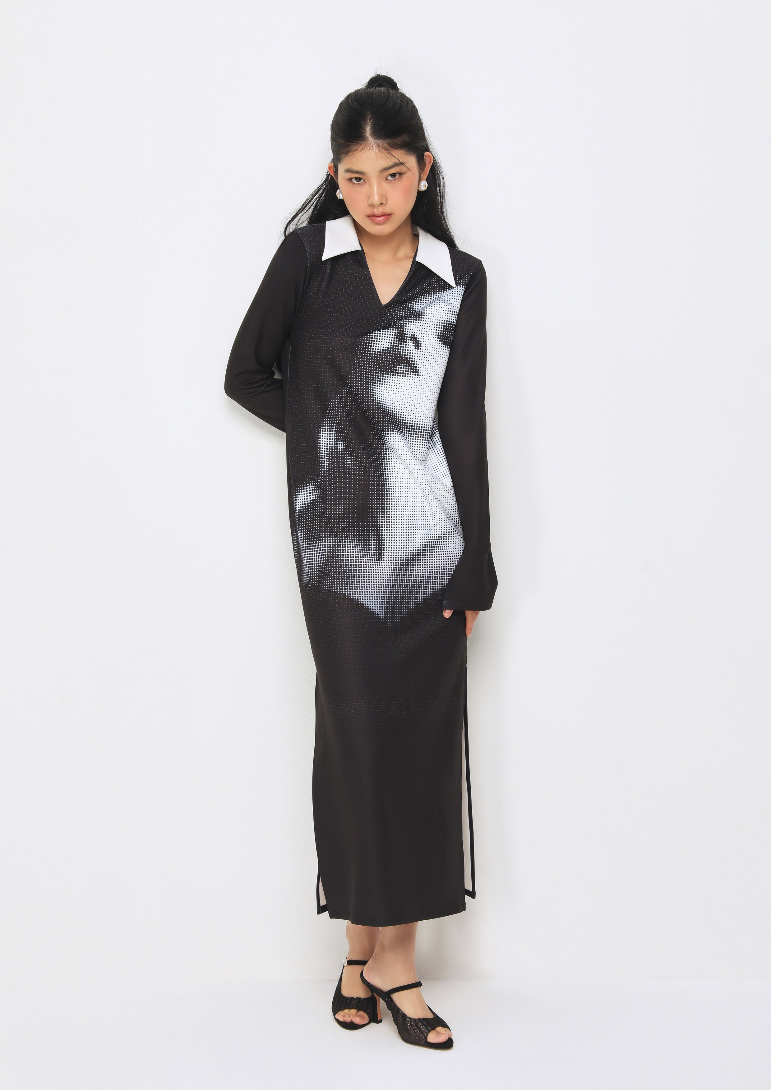 เดรสยาวพิมพ์ลาย คอลเลกชัน The Secret Agent