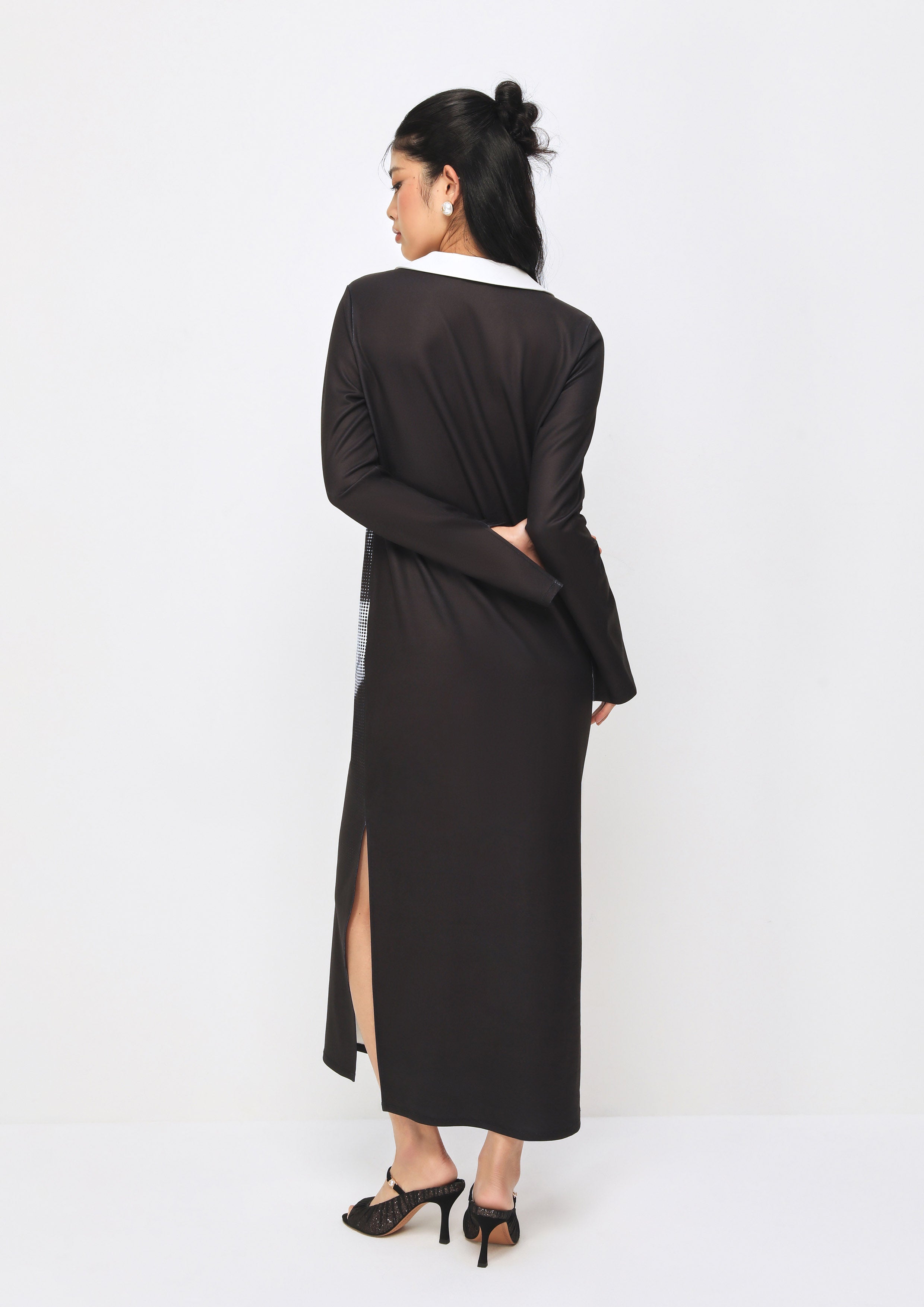 เดรสยาวพิมพ์ลาย คอลเลกชัน The Secret Agent