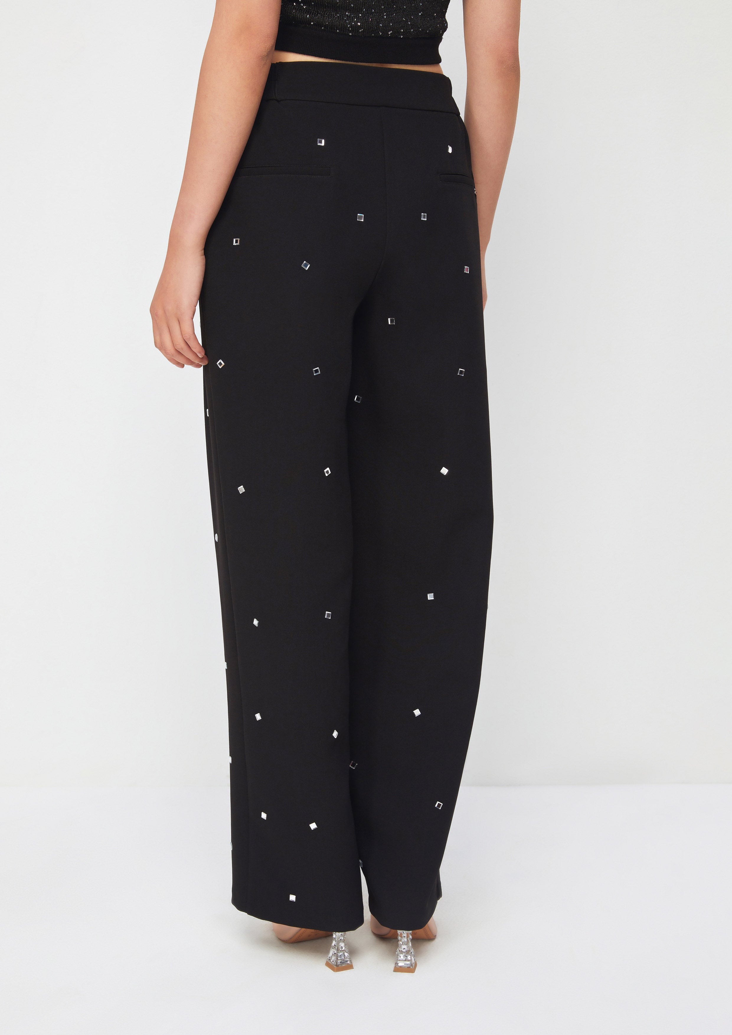 กางเกงขายาวแต่งคริสตัล คอลเลกชัน Property of Jolly