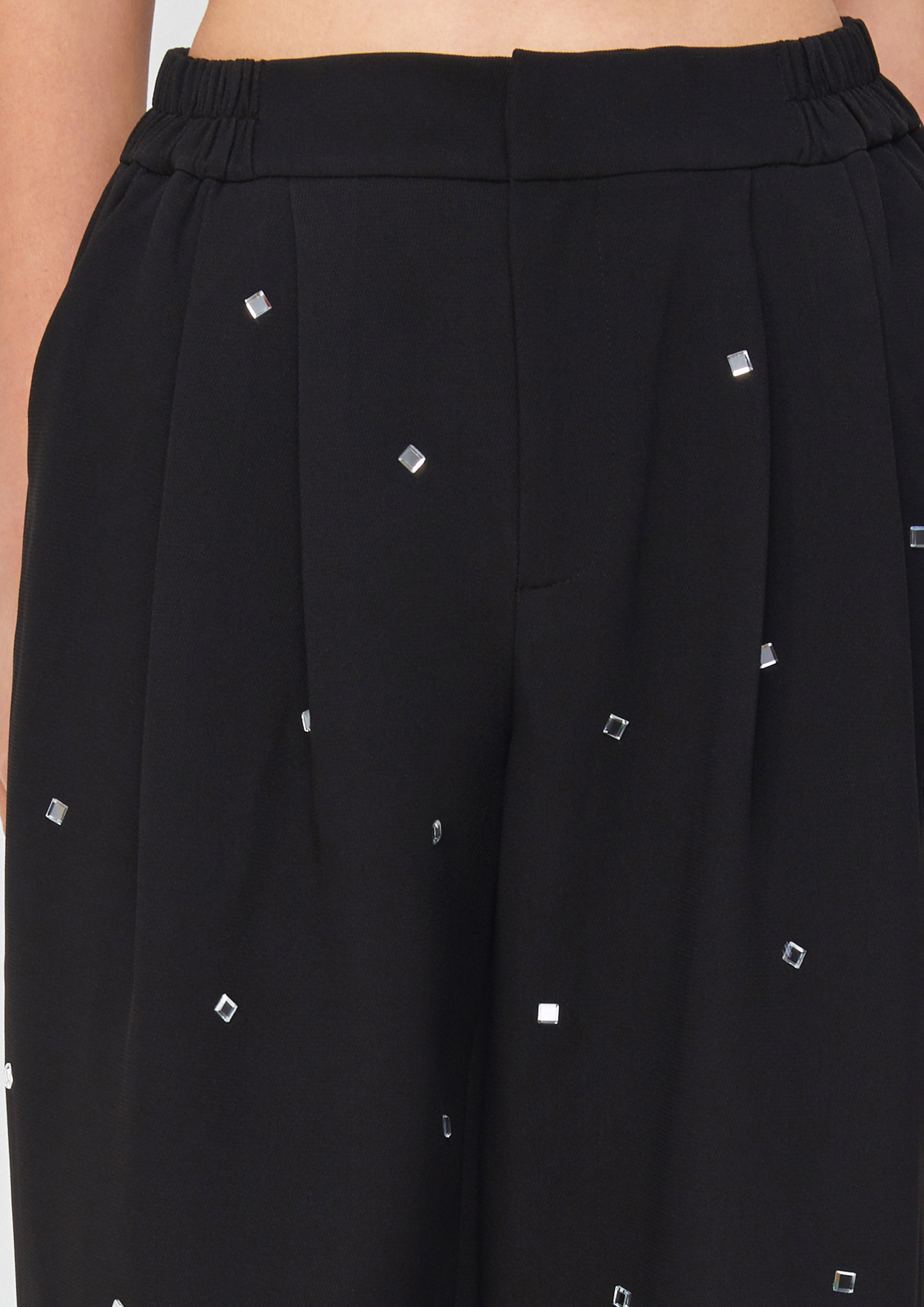 กางเกงขายาวแต่งคริสตัล คอลเลกชัน Property of Jolly