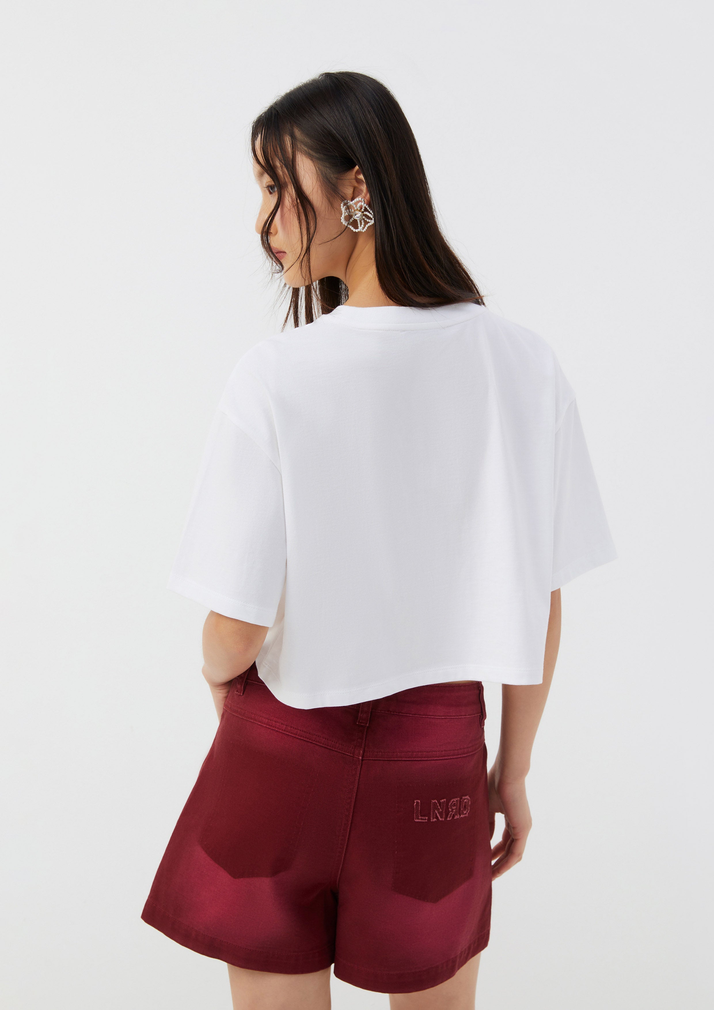 Giraffe Sunset Graphic Cropped Tee