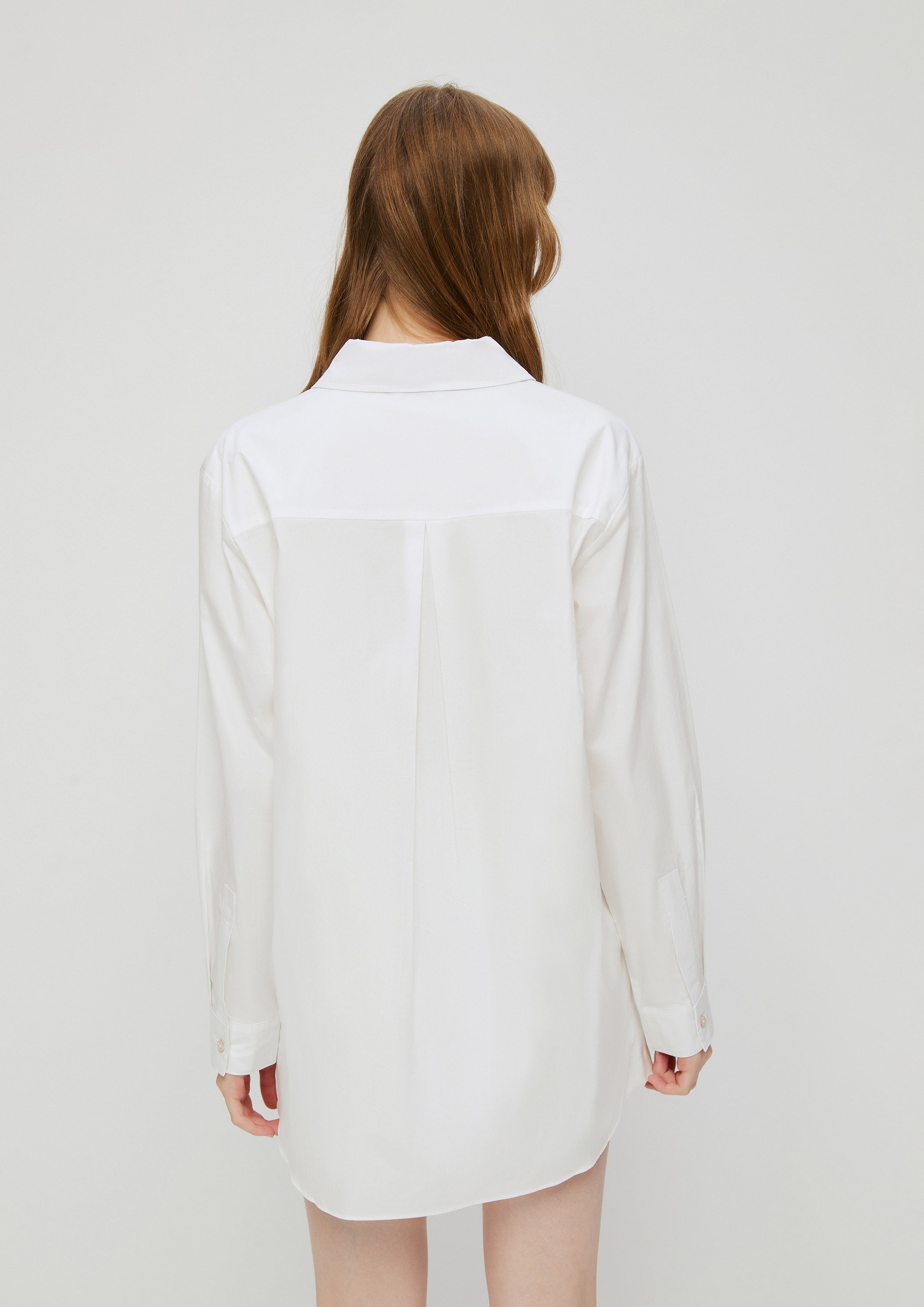 เสื้อเชิ้ตแขนยาวบุลายควิลล์ คอลเลกชัน White Horizon